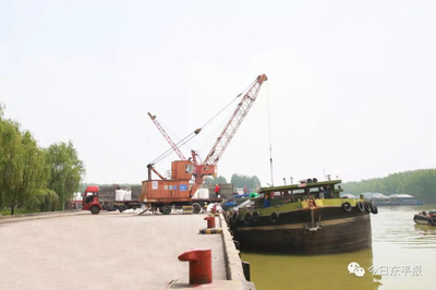 首航!1700 吨“东平湖”牌货物京杭运河起航